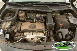 Peugeot 206+ 1.4 XS Airco picture 30