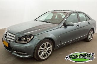 Vaurioauto  passenger cars Mercedes C-klasse 200 CDI Automaat Elek Dak Navi Business Class Avantgarde 2011/6
