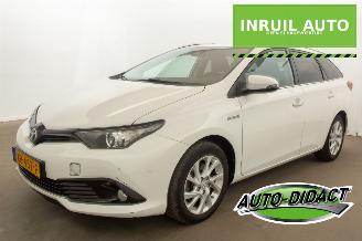 skadebil auto Toyota Auris 1.8 Hybrid Automaat Navi Camera Clima Energy Plus 2018/11