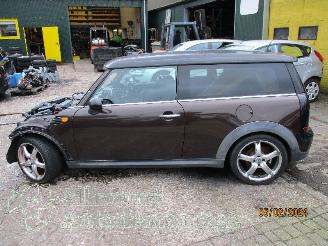 Mini Mini Clubman (R55) Combi 1.6 Cooper D (DV6TED4(9HZ)) [80kW]  (10-2007/02-20=
10) picture 6