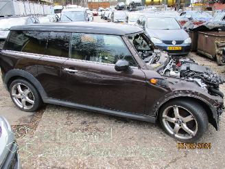 Mini Mini Clubman (R55) Combi 1.6 Cooper D (DV6TED4(9HZ)) [80kW]  (10-2007/02-20=
10) picture 7