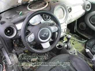 Mini Mini Mini (R56) Hatchback 1.6 16V Cooper S (N14-B16A) [128kW]  (10-2006/02-=
2010) picture 9