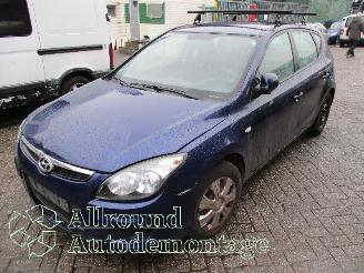 Hyundai I-30 i30 (FD) Hatchback 1.4 CVVT 16V (G4FA) [80kW]  (10-2007/11-2011) picture 1