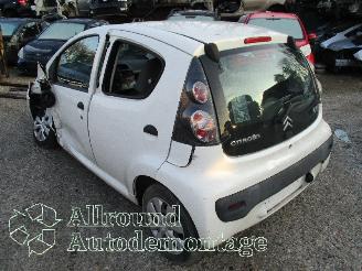 Citroën C1 C1 Hatchback 1.0 12V (1KR-FE(CFB)) [50kW]  (06-2005/09-2014) picture 4