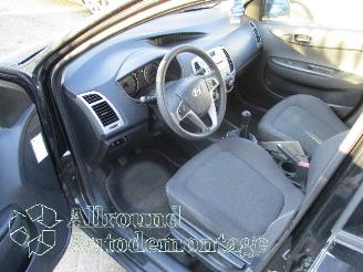 Hyundai I-20 i20 Hatchback 1.2i 16V (G4LA) [57kW]  (09-2008/12-2012) picture 9