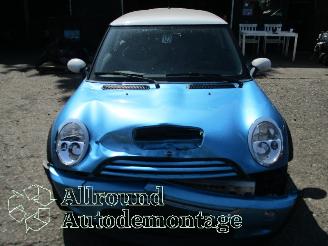 Mini Mini Mini Cooper S (R53) Hatchback 1.6 16V (W11-B16A) [120kW]  (03-2002/09-=
2006) picture 5