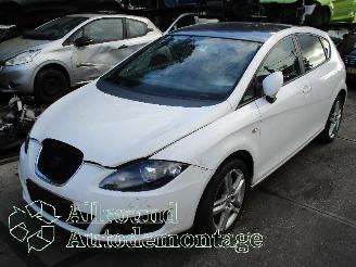 Vaurioauto  passenger cars Seat Leon Leon (1P1) Hatchback 5-drs 1.8 TSI 16V (CDAA) [118kW]  (06-2007/12-201=
2) 2010