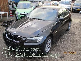 Vrakbiler auto BMW 3-serie 3 serie (E90) Sedan 318i 16V (N43-B20A) [105kW]  (09-2007/10-2011) 2009/0