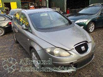 Seat Altea Altea XL (5P5) MPV 1.8 TFSI 16V (BZB) [118kW]  (01-2007/07-2015) picture 2