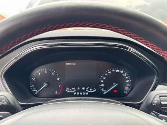 Ford Focus Turnier ST-Line Autom / LED picture 14