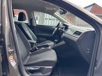 Volkswagen Polo VI 1.0 TSI Comfortline DSG / Navigation picture 12