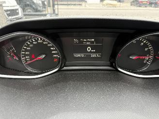 Peugeot 308 1.2 PureTech Allure picture 23
