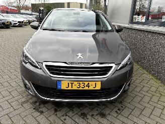 Peugeot 308 1.2 PureTech Allure picture 40