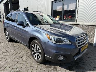 Voiture accidenté Subaru Outback 2.5i Premium 2015/2