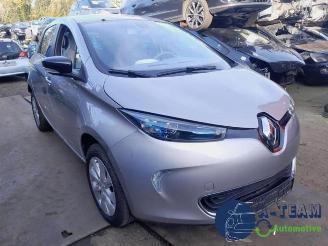 Salvage car Renault Zoé Zoe (AG), Hatchback 5-drs, 2012 46kW 2013/11