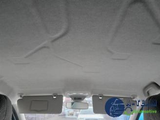 Renault Zoé Zoe (AG), Hatchback 5-drs, 2012 46kW picture 22