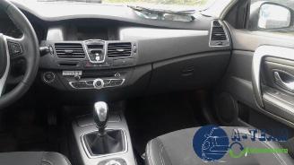 Renault Laguna Laguna III (BT), Hatchback 5-drs, 2007 / 2015 2.0 16V Hi-Flex picture 18