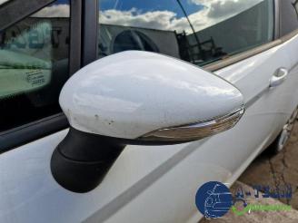 Ford Fiesta Fiesta 6 (JA8), Hatchback, 2008 / 2018 1.4 16V picture 15