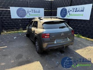 Coche siniestrado Citroën C4 cactus C4 Cactus (0B/0P), Hatchback 5-drs, 2014 1.6 Blue Hdi 100 2015/12