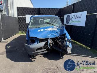 Toyota Hi-Ace  picture 2