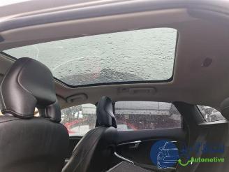 Volvo V-40 V40 (MV), Hatchback 5-drs, 2012 / 2019 1.5 T2 16V Geartronic picture 33