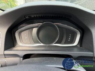 Volvo V-60 V60 I (FW/GW), Combi, 2010 / 2018 2.4 D6 20V Plug-in Hybrid AWD picture 23