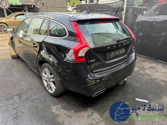 Volvo V-60 V60 I (FW/GW), Combi, 2010 / 2018 2.4 D6 20V Plug-in Hybrid AWD picture 30