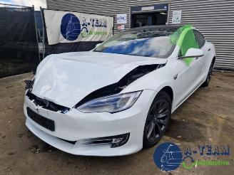 Salvage car Tesla Model S Model S, Liftback, 2012 100D 2018/11