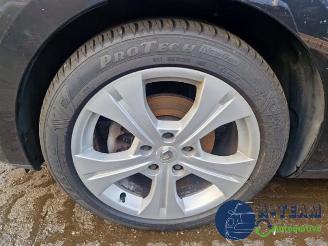 Renault Mégane Megane III Coupe (DZ), Hatchback 3-drs, 2008 / 2016 1.4 16V TCe 130 picture 34