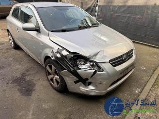 Kia Pro cee d Pro cee'd (EDB3), Hatchback 3-drs, 2008 / 2012 1.4 CVVT 16V picture 6