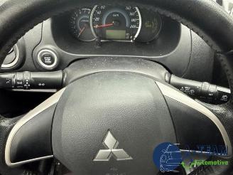 Mitsubishi Space-star Space Star (A0), Hatchback, 2012 1.0 12V picture 16