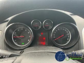 Opel Astra Astra J Sports Tourer (PD8/PE8/PF8), Combi, 2010 / 2015 1.4 16V ecoFLEX picture 19