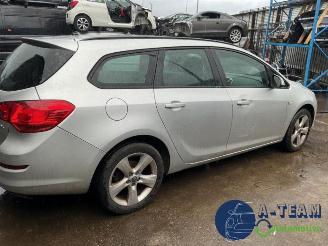 Opel Astra Astra J Sports Tourer (PD8/PE8/PF8), Combi, 2010 / 2015 1.4 16V ecoFLEX picture 13