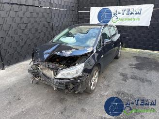 Opel Astra Astra J Sports Tourer (PD8/PE8/PF8), Combi, 2010 / 2015 1.4 Turbo 16V picture 3