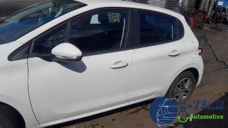 Peugeot 208 208 I (CA/CC/CK/CL), Hatchback, 2012 / 2019 1.4 HDi picture 6