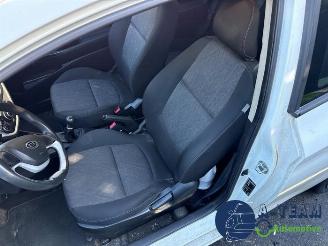 Kia Picanto Picanto (TA), Hatchback, 2011 / 2017 1.0 12V picture 12