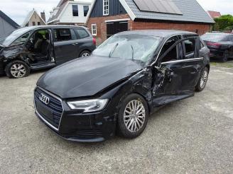 Audi A3 A3 Sportback (8VA/8VF), Hatchback 5-drs, 2012 / 2020 1.6 TDI 16V picture 2