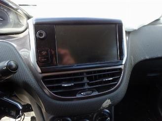 Peugeot 2008 2008 (CU), MPV, 2013 / 2019 1.2 Vti 12V PureTech 82 picture 14