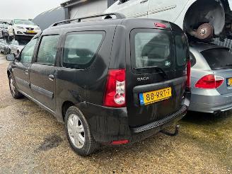 Dacia Logan 1.6 16v picture 3