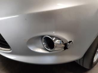 Ford Fiesta Fiesta VII (JA8) Hatchback 1.25 16V (STJA(Euro 5)) [44kW]  (06-2008/06=
-2017) picture 6