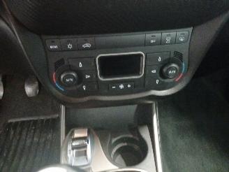 Alfa Romeo MiTo MiTo (955) Hatchback 1.4 Turbo 16V (198.A.4000) [88kW]  (08-2008/08-20=
13) picture 12