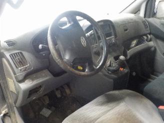 Hyundai H-300 H-300 Van 2.5 CRDi (D4CB) [125kW]  (02-2008/...) picture 5