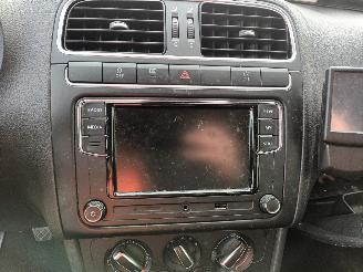 Volkswagen Polo Polo V (6R) Hatchback 1.2 TDI 12V BlueMotion (CFWA(Euro 5)) [55kW]  (1=
0-2009/05-2014) picture 17