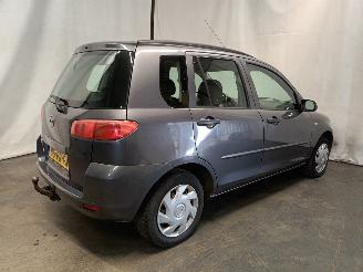 Mazda 2 2 (NB/NC/ND/NE) Hatchback 1.4 16V (FXJA) [58kW]  (04-2003/06-2007) picture 8