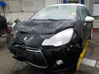 demontáž osobní automobily Citroën DS3 DS3 (SA) Hatchback 1.6 VTi 120 16V (EP6C(5FS)) [88kW]  (04-2010/07-201=
5) 2012