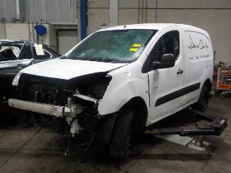 Peugeot Partner Partner (GC/GF/GG/GJ/GK) Van 1.6 HDI, BlueHDI 75 (DV6FE(BHW)) [55kW]  =
(07-2011/12-2018) picture 1