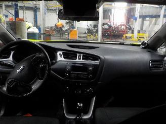 Kia Pro cee d Pro cee'd (JDB3) Hatchback 3-drs 1.4i 16V CVVT (G4FA) [73kW]  (03-2013=
/12-2018) picture 5