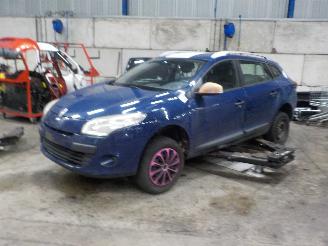 Uttjänta bilar auto Renault Mégane Megane III Grandtour (KZ) Combi 5-drs 1.6 16V (K4M-848(K4M-P8)) [74kW]=
  (05-2009/02-2016) 2011/2
