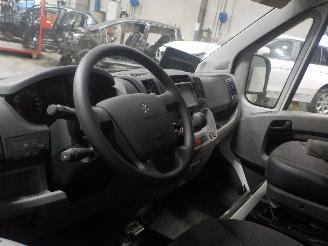 Peugeot Boxer Boxer (U9) Chassis-Cabine 2.2 HDi 130 Euro 5 (P22DTE(4HH)) [96kW]  (03=
-2011/...) picture 5