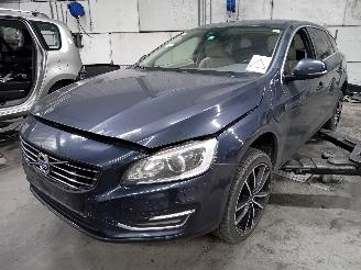 Uttjänta bilar auto Volvo V-60 V60 I (FW/GW) 2.4 D6 20V Plug-in Hybrid AWD (D82PHEV) [158kW]  (06-201=
2/12-2015) 2018/0